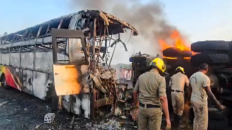 Rescue operation underway after a private bus caught fire, in Rayavaram, Andhra Pradesh, Thursday, March 26, 2026. At least 14 people were killed and 23 injured in the incident
- Photo: PTI