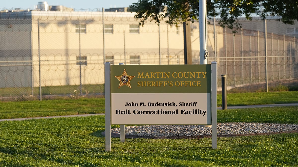 | Photo: AP/Jim Rassol : The Martin County Sheriff's Office welcome sign is displayed outside Friday, March 27, 2026 