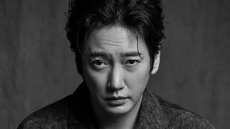 Lee Sang-Bo - X