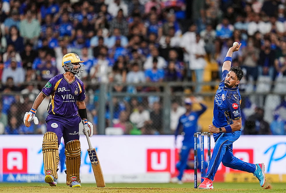 Mumbai Indians vs Kolkata Knight Riders Match 2 photo gallery-Allah Ghazanfar