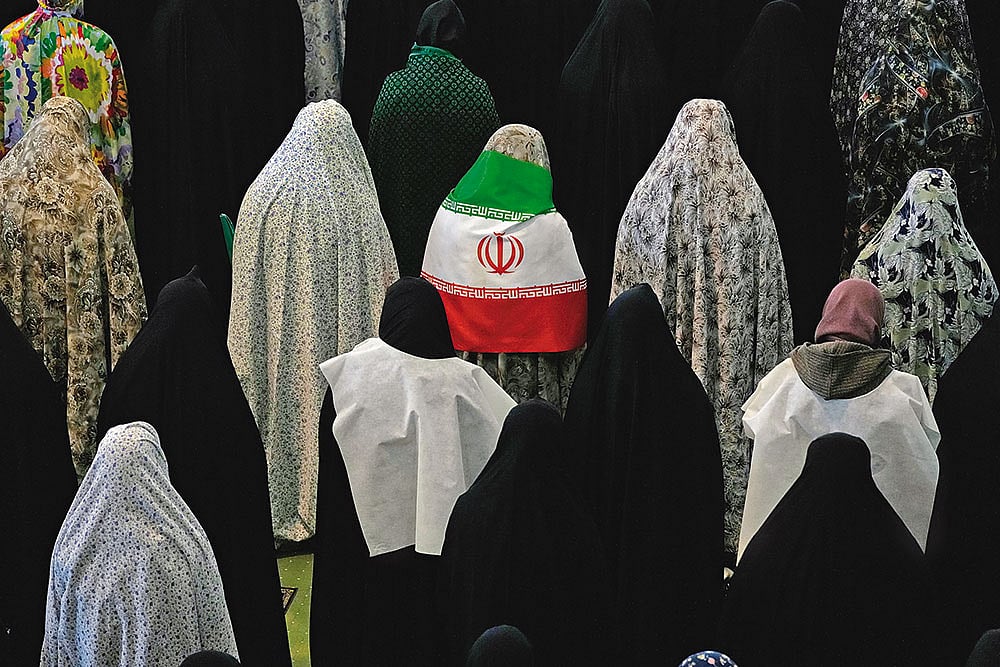 Call to Prayer: Iranian worshippers perform Eid al-Fitr prayers in Tehran on March 21, 2026 - | Photo: AP