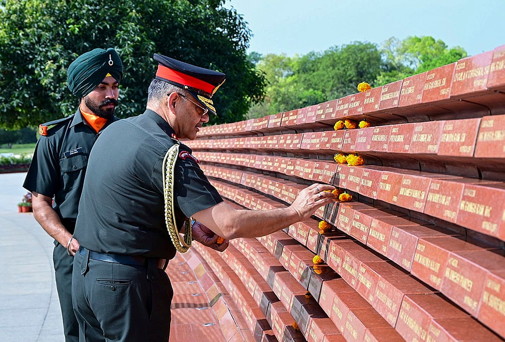 Pushpendra Pal Singh pays tribute at the National War Memorial