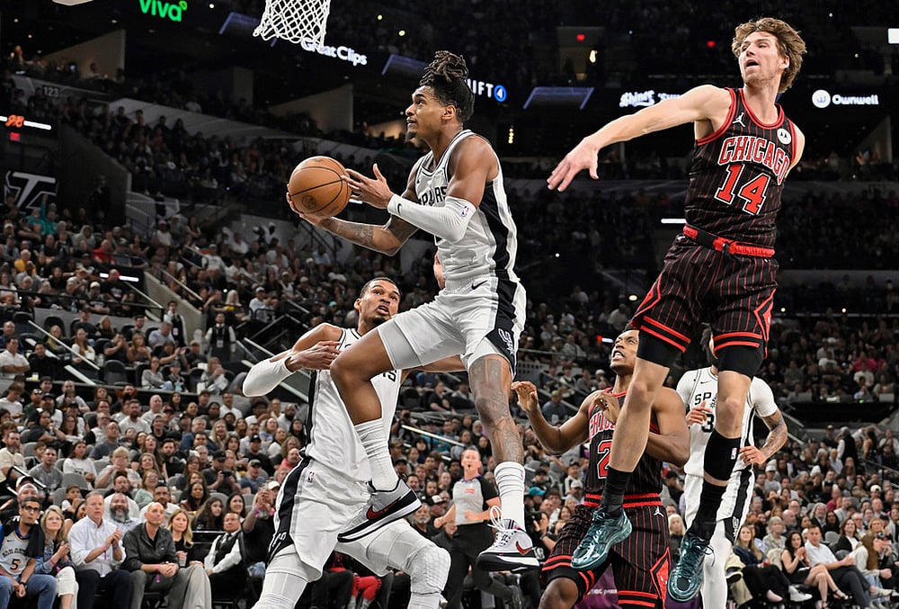 San Antonio Spurs Vs Chicago Bulls nba basketball-Devin Vassell