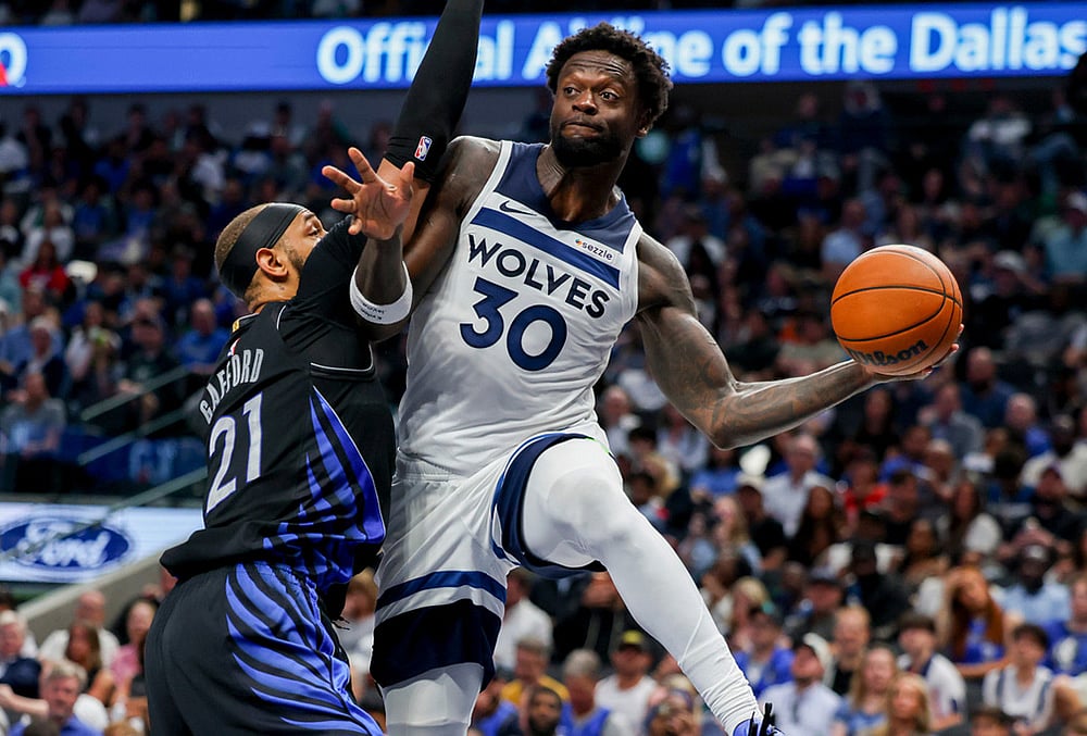 Dallas Mavericks Vs Minnesota Timberwolves NBA Basketball-Julius Randle