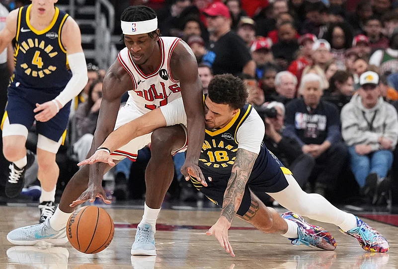 Chicago Bulls Vs Indiana Pacers NBA basketball-Leonard Miller