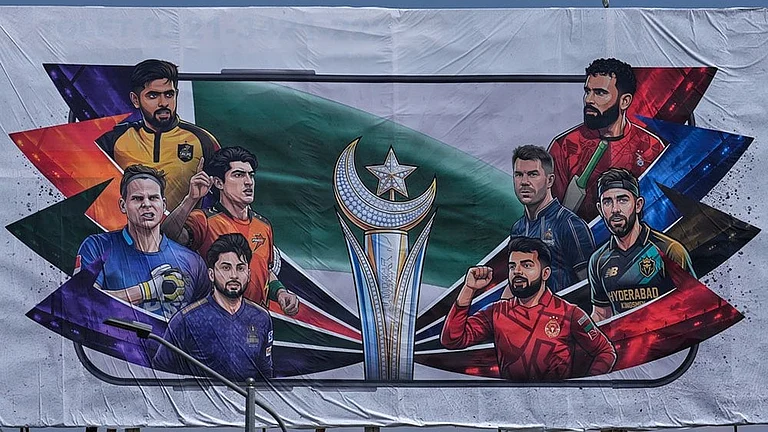 A billboard of Pakistan's premier domestic T20 the Pakistan Super League, which will take place in empty stadiums due to the recent spike in oil prices, is displayed at a road in Rawalpindi, Pakistan. - Photo: AP/Anjum Naveed