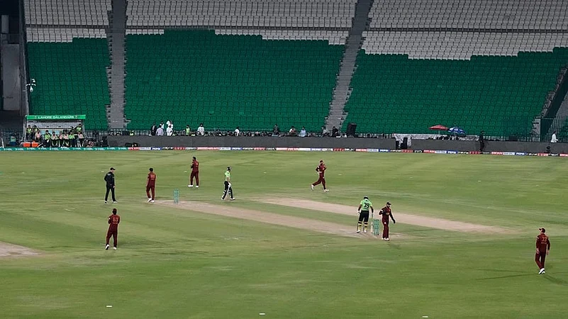 Lahore Qalandars Vs Hyderabad Kingsmen PSL 2026 photos-Gaddafi Stadium