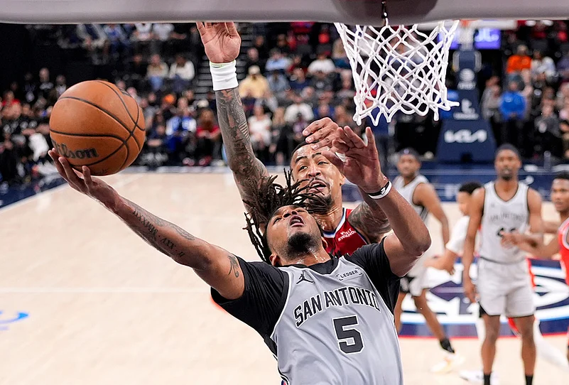 LA Clippers Vs San Antonio Spurs nba basketball-Stephon Castle