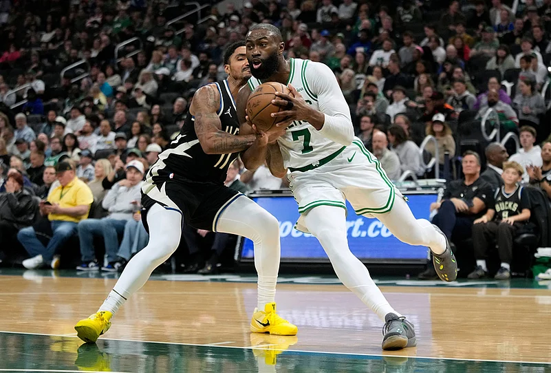 Milwaukee Bucks Vs Boston Celtics NBA basketball-Jaylen Brown