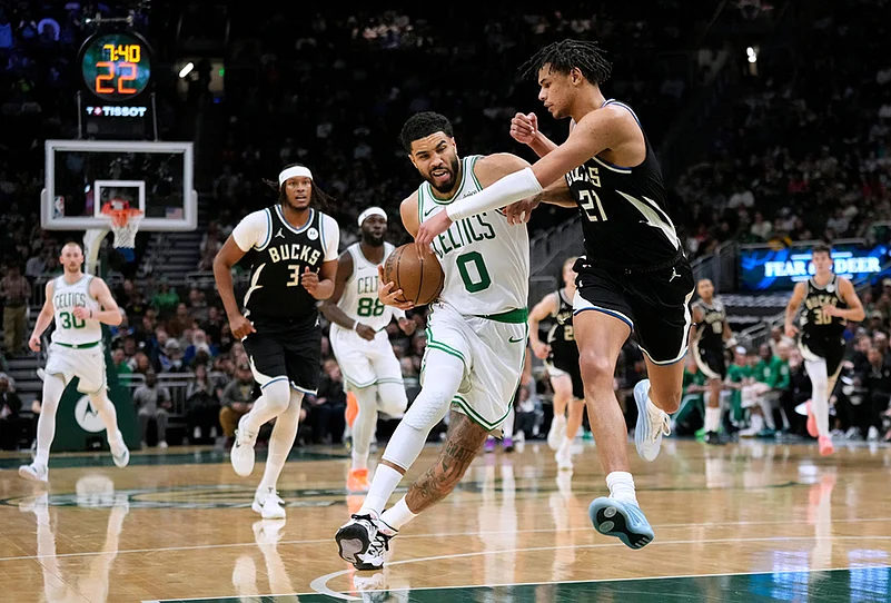 Milwaukee Bucks Vs Boston Celtics NBA basketball-Jayson Tatum