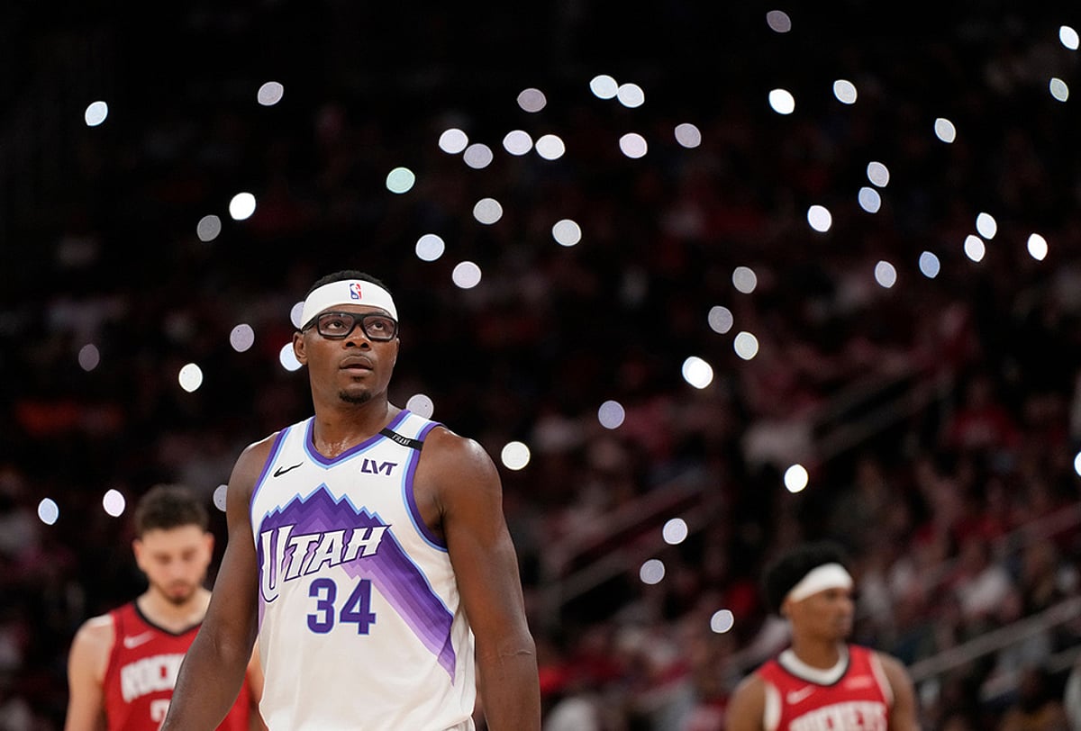 Houston Rockets Vs Utah Jazz NBA basketball-Oscar Tshiebwe