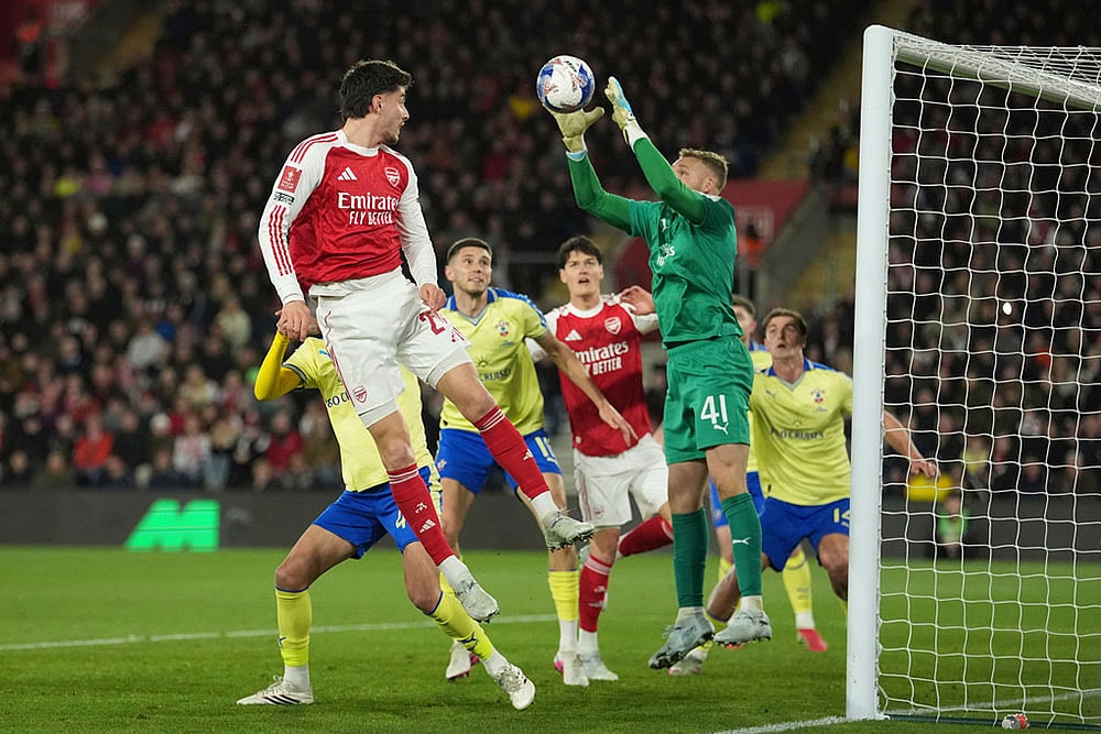 English FA Cup Quarterfinal Soccer Match: Arsenal vs Southampton