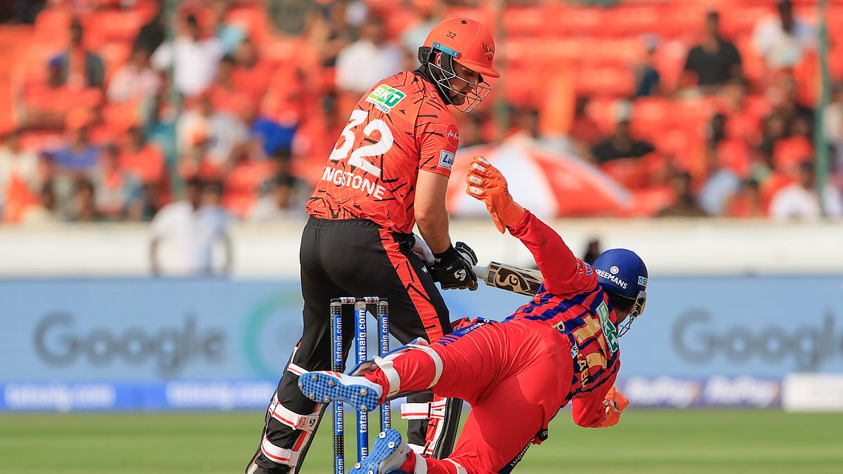Rishabh Pant takes one handed catch to dismiss Liam Livingtone during SRH vs LSG IPL 2026 match.  - IPL/X