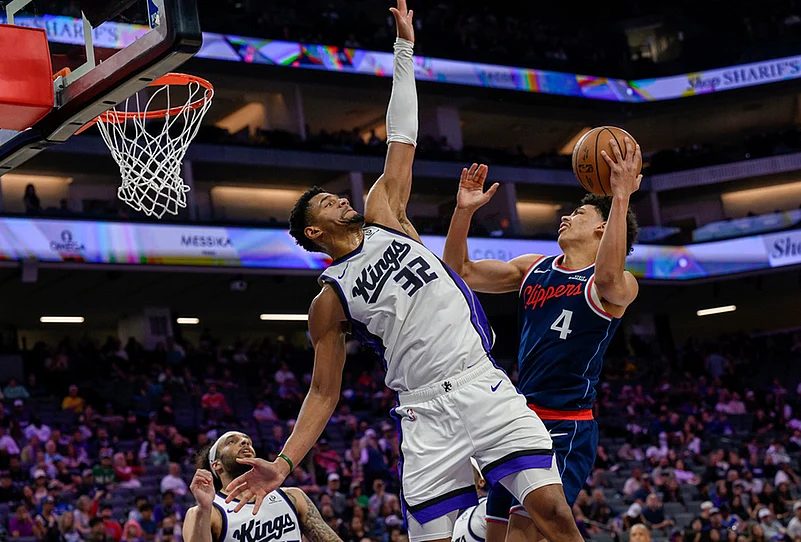 Sacramento Kings Vs LA clippers NBA photo gallery-Kobe Sanders