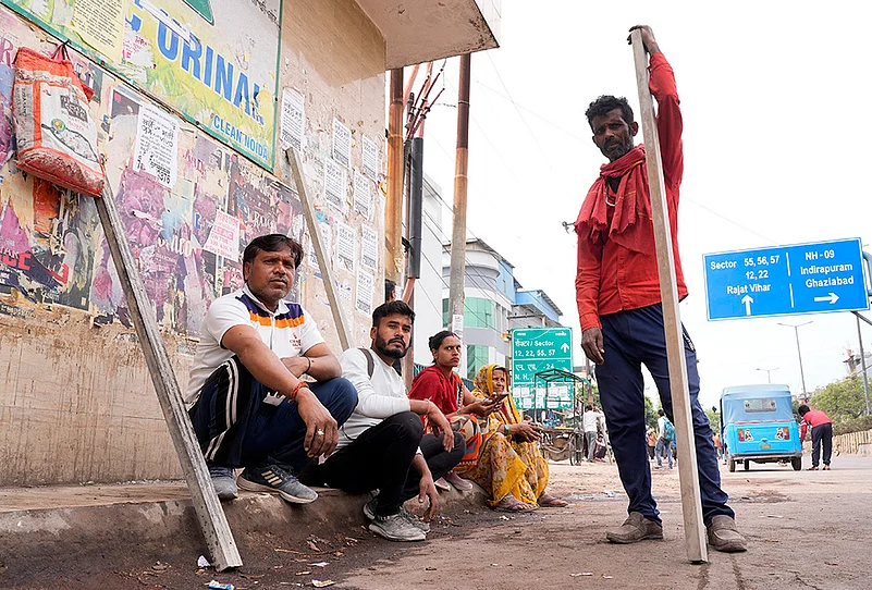 Noida Labour Chowk daily wagers