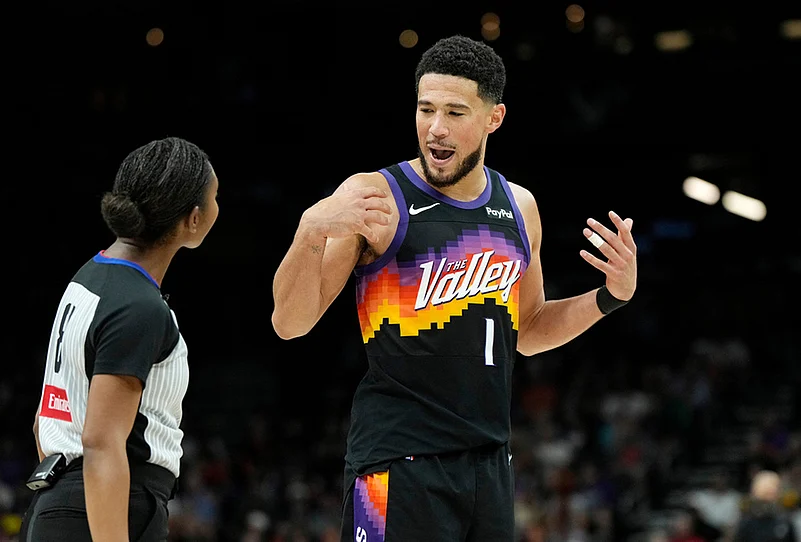 Phoenix Suns Vs Dallas Mavericks NBA basketball-Devin Booker