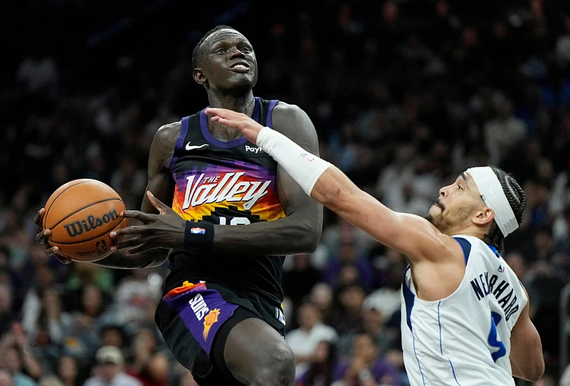 Phoenix Suns Vs Dallas Mavericks NBA basketball-Khaman Maluach