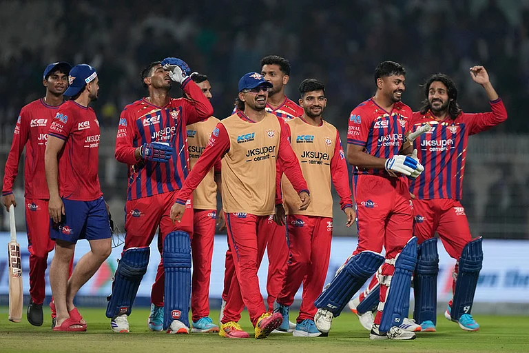 Lucknow Super Giants' Mukul Choudhary with teammates celebrate the win over Kolkata Knight Riders in the Indian Premier League cricket match between Kolkata Knight Riders and Lucknow Super Giants in Kolkata, India. - | Photo: AP/Bikas Das