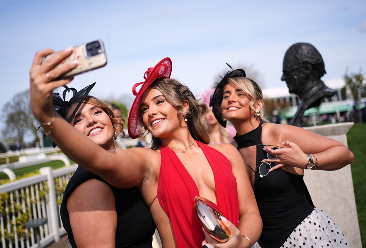 Grand National Festival 2026 Ladies Day At Horse-Racing Meet-Racegoers