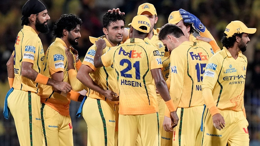 AP Photo/Mahesh Kumar A. : Chennai Super Kings' Anshul Kamboj, centre, celebrates with teammates the wicket of Delhi Capitals' Pathum Nissanka during the Indian Premier League cricket match between Chennai Super Kings and Delhi Capitals in Chennai, India, Saturday, April 11, 2026.