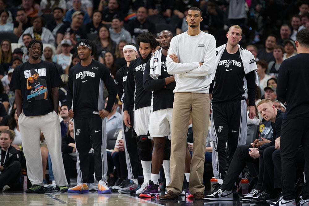 NBA Basketball: San Antonio Spurs Vs Denver Nuggets