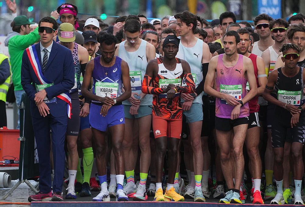 Paris Marathon 2026 photos-