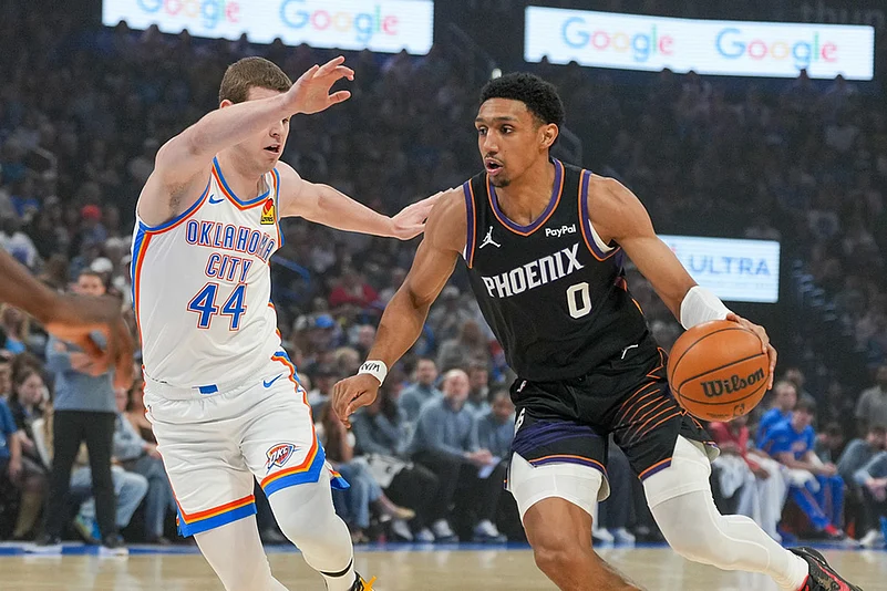 Basketball: Phoenix Suns vs Oklahoma City Thunder