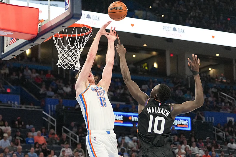 NBA Basketball Game: Oklahoma City Thunder vs Phoenix Suns