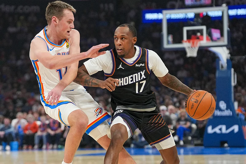 NBA Basketball: Oklahoma City Thunder vs Phoenix Suns