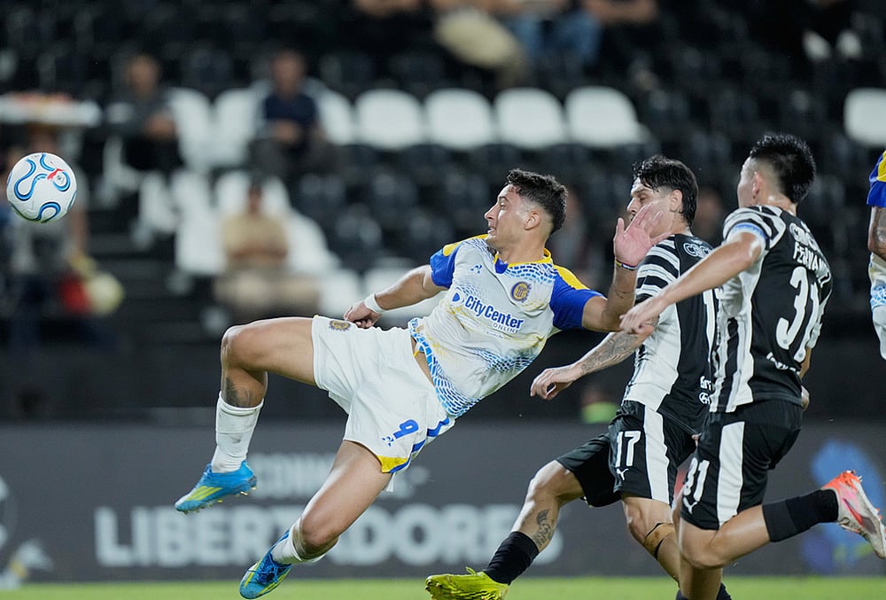 Club Libertad vs Rosario Central Copa Libertadores match-Alejo Veliz