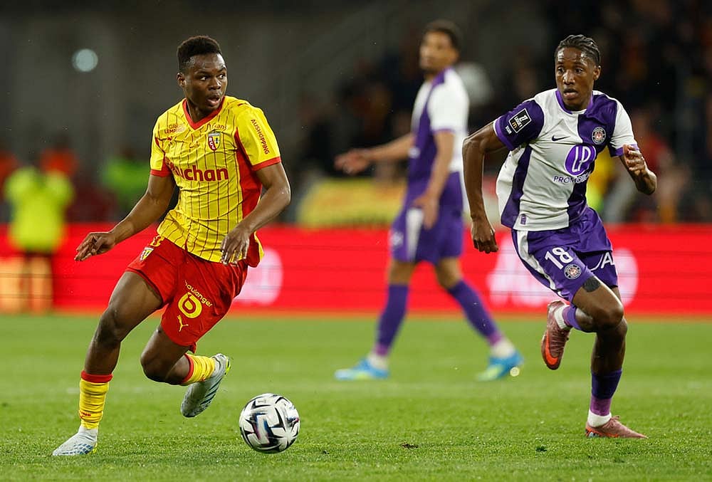 Lens Vs Toulouse Ligue 1 soccer-Lens Mamadou Sangare