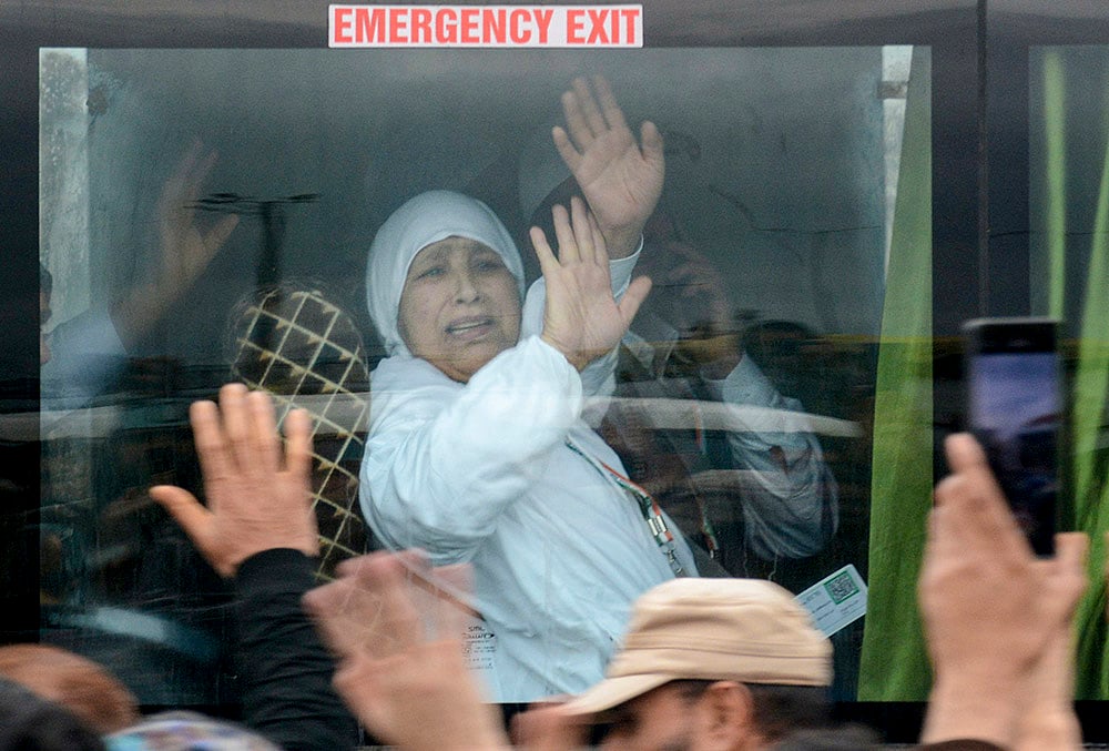 First batch of Hajj pilgrims depart for Mecca