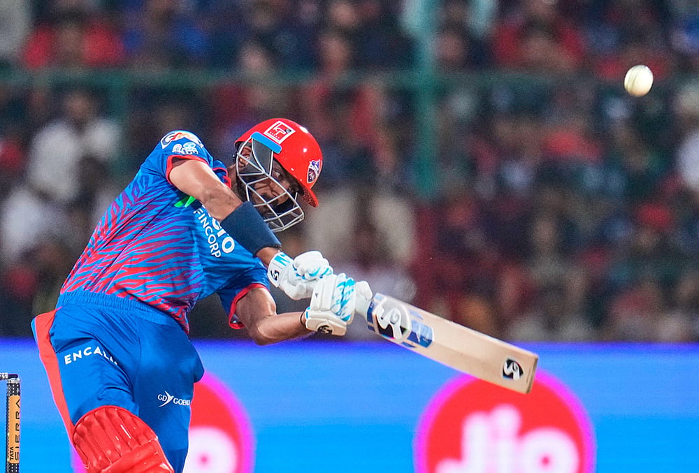 IPL 2026 RCB vs DC match 26 photos-Axar Patel 
