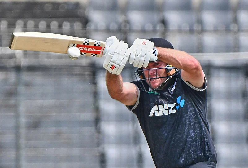 Bangladesh Vs New Zealand 1st ODI at Sher-e-Bangla Stadium-Dean Foxcroft