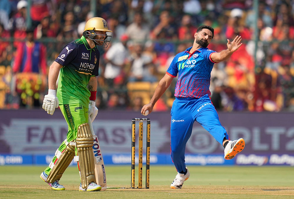 IPL 2026 RCB vs DC match 26 photos-Auqib Nabi