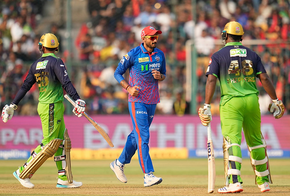 IPL 2026 RCB vs DC match 26 photos-Axar Patel