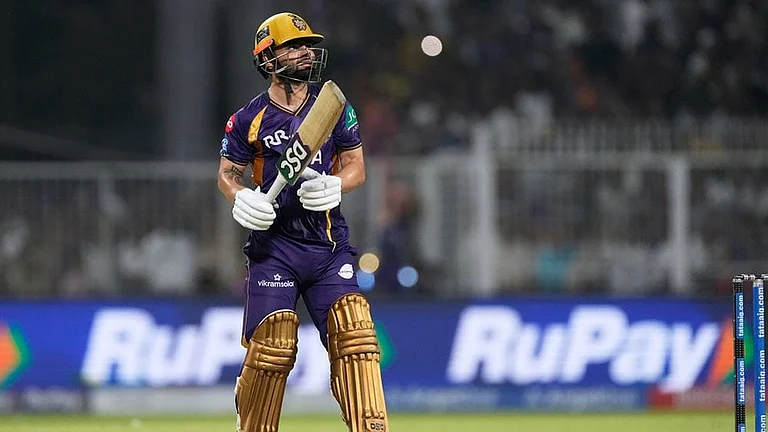 Kolkata Knight Riders' Rinku Singh reacts after hitting the winning runs during the Indian Premier League cricket match against Rajasthan Royals in Kolkata, India. - | Photo: AP/Bikas Das