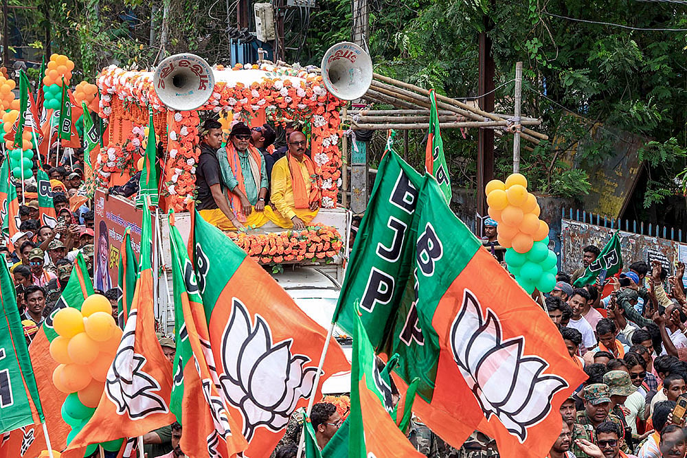 BJP leader Mithun Chakraborty campaigns