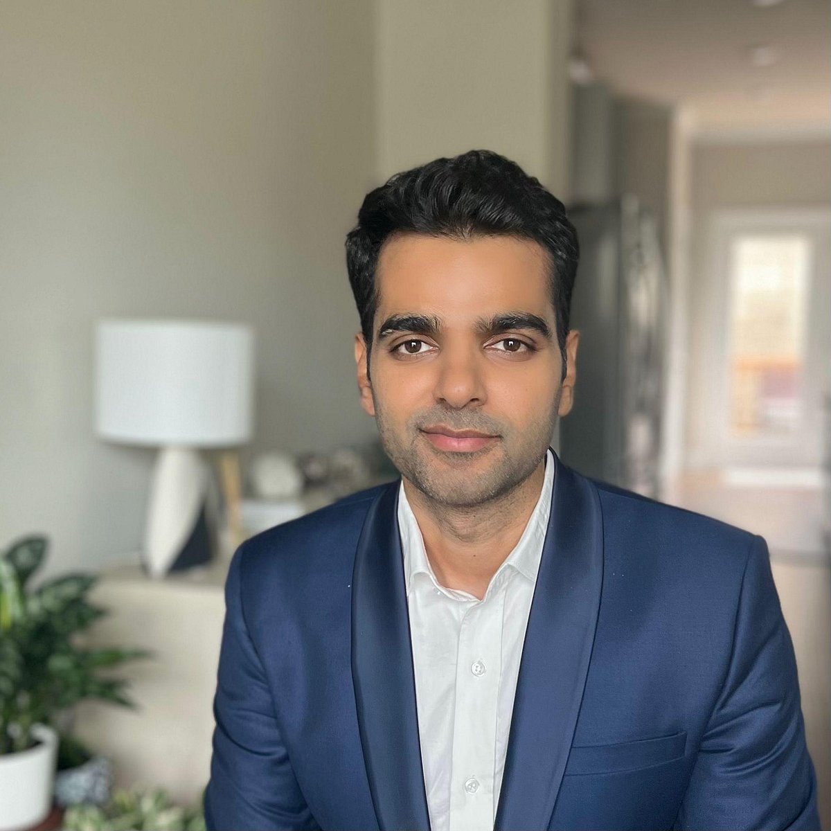 Vaibhav Tummalapalli - null