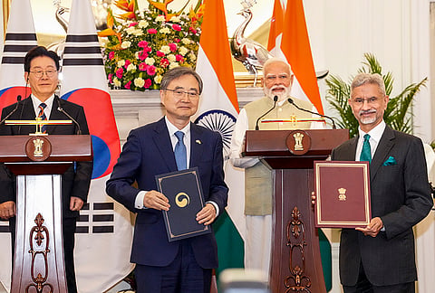 External Affairs Minister S. Jaishankar and South Korean Minister of Foreign Affairs Cho Hyun exchange an MoU in the presence of Prime Minister Narendra Modi and South Korean President Lee Jae Myung during a joint press statement, at Hyderabad House in New Delhi.
