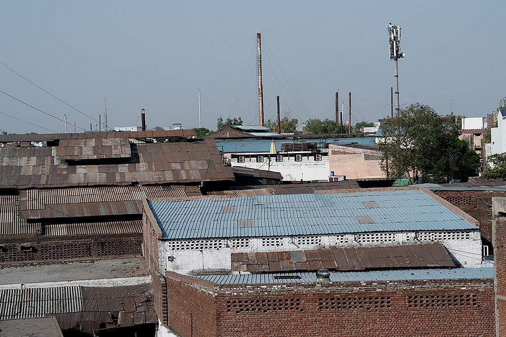 Firozabad glass industry crisis