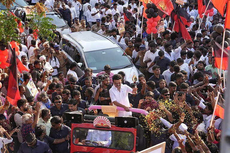Chief Minister M.K. Stalin held a roadshow in Kolathur as campaigning drew to a close ahead of the April 23 Assembly polls in Tamil Nadu - | Photo: Suresh K Pandey/OUTLOOK