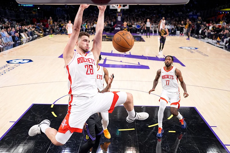 Basketball: Los Angeles Lakers vs Houston Rockets