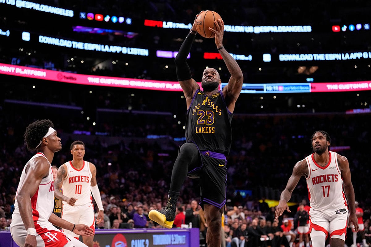 NBA: Los Angeles Lakers vs Houston Rockets