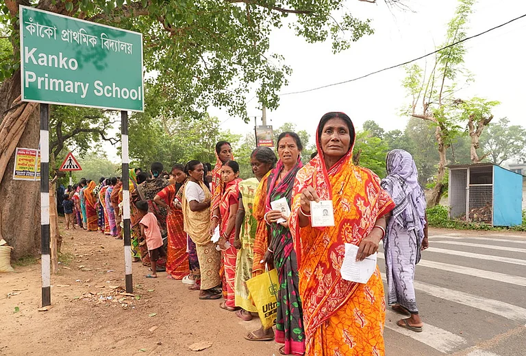 What does Bengal’s Extraordinarily High Voter Turnout Tell? - | Photo: Sandipan Chatterjee/Outlook