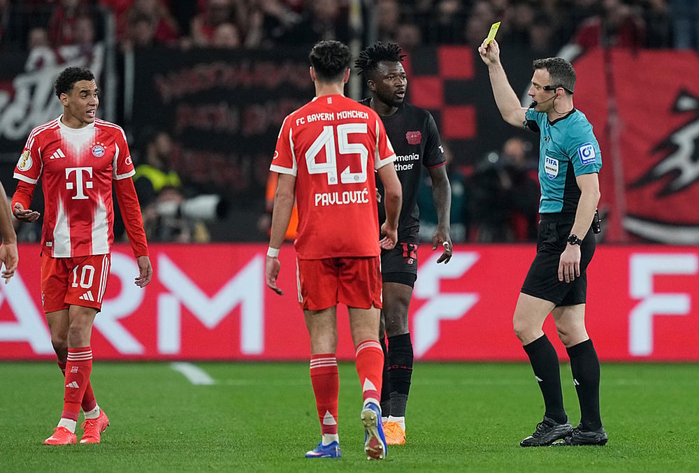 Bayer Leverkusen vs Bayern Munich Germany Cup Soccer DFB-Pokal 2025-26-Referee Felix Zwayer