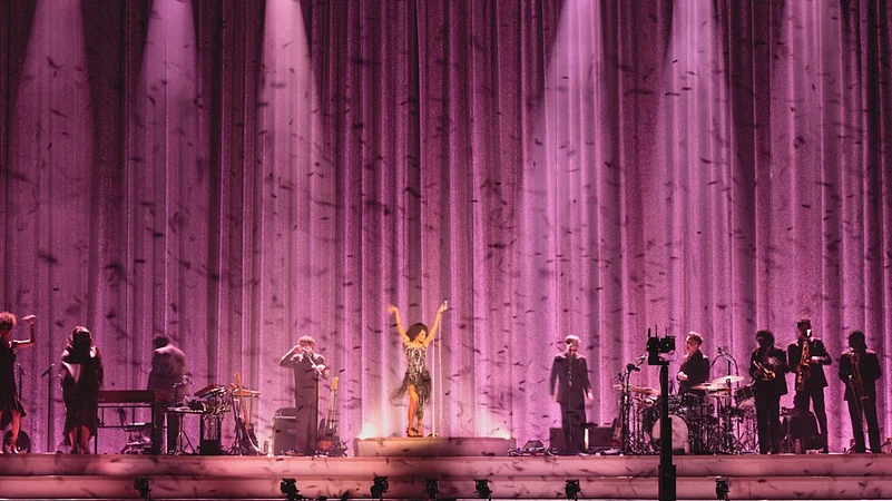 Olivia Dean Glasgow Concert