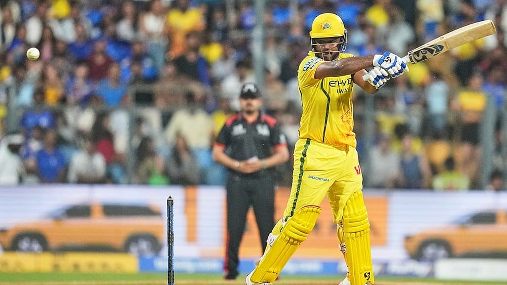 Chennai Super Kings' Sanju Samson plays a shot during the Indian Premier League cricket match between Mumbai Indians and Chennai Super Kings in Mumbai. - | Photo: AP/Rafiq Maqbool