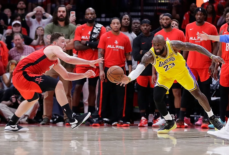 Lakers Vs Rockets NBA playoffs basketball series game 3 photos-LeBron James