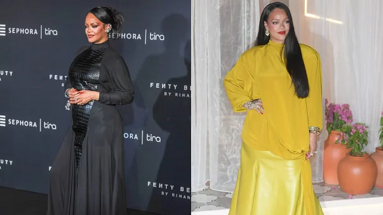 Rihanna Mumbai Visit: Singer Says Shukriya to Fans - X